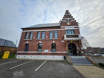 La mairie de Crèvecœur-sur-Escaut rajeunie