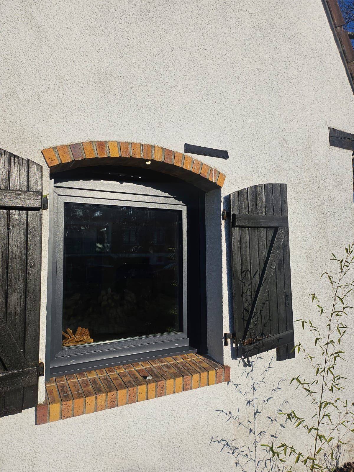 Toutes les menuiseries d'une maison à Proville