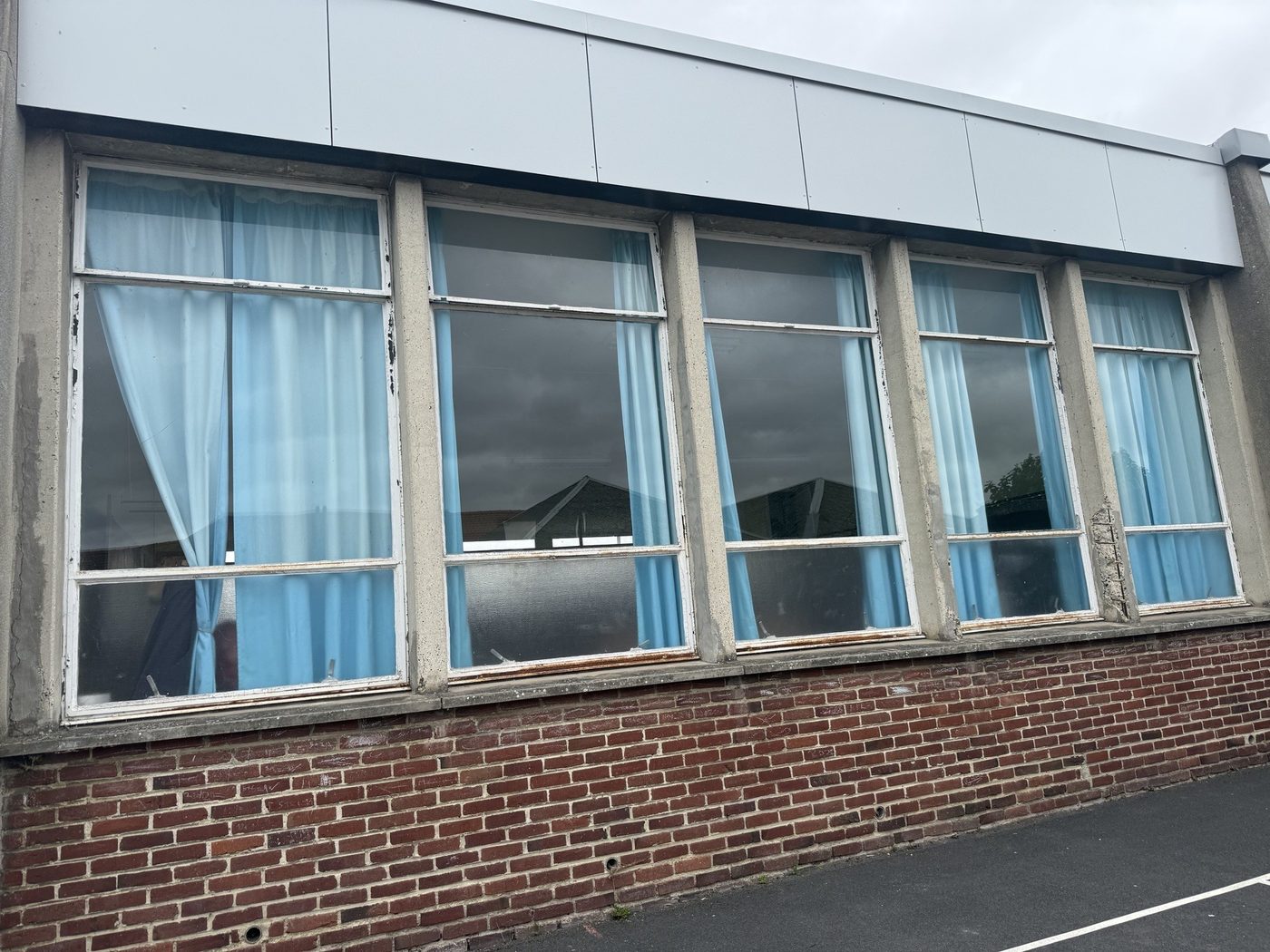 Un bâtiment de l'école Jacques Brel reparti à neuf
