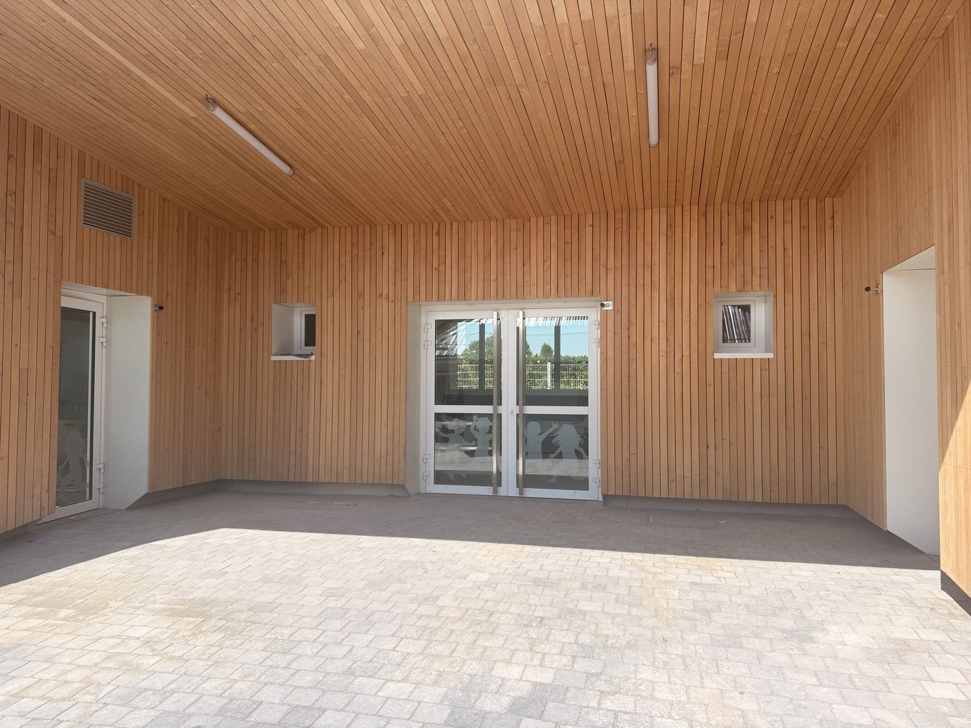 Un bâtiment de l'école Jacques Brel reparti à neuf