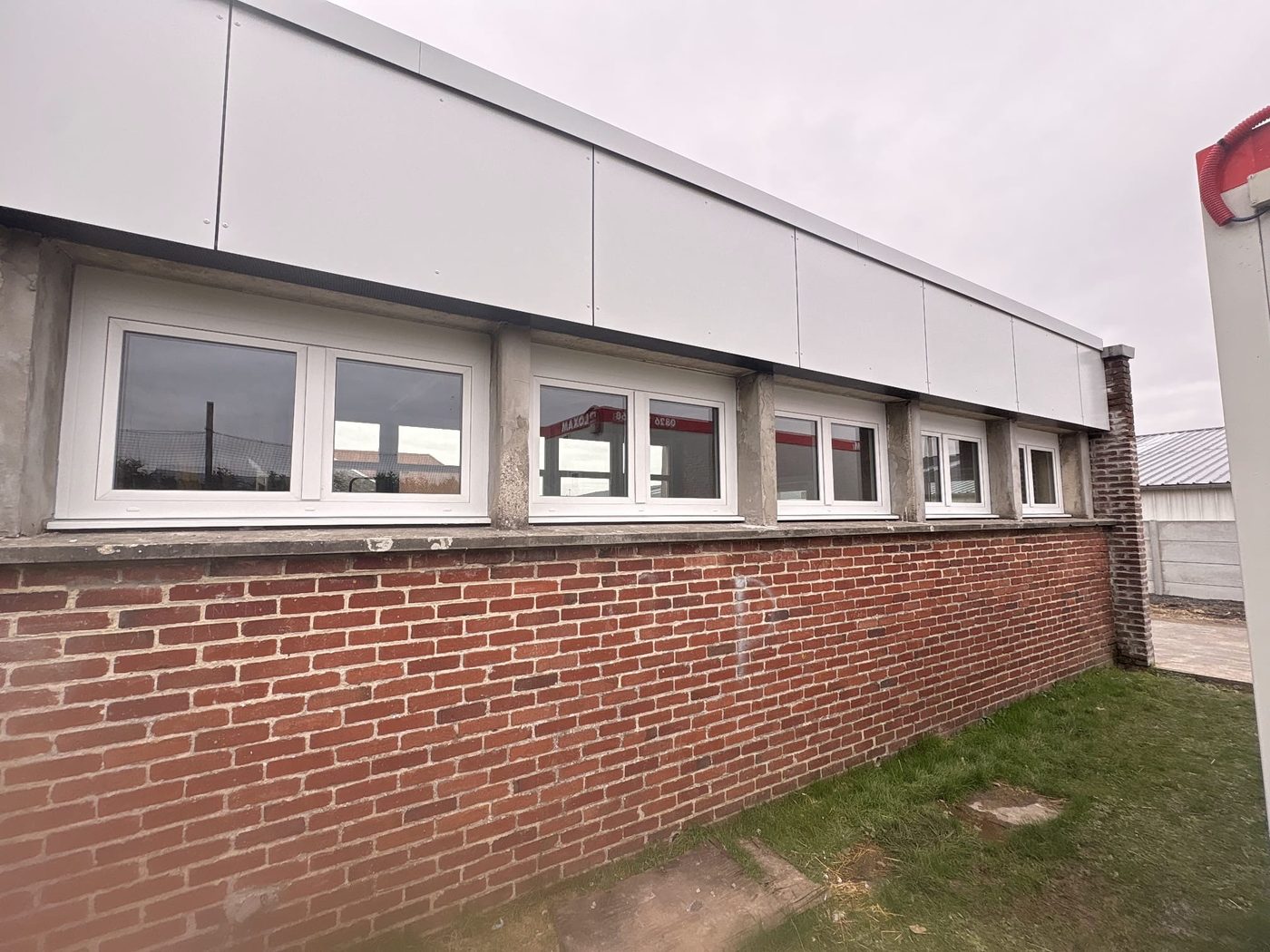Un bâtiment de l'école Jacques Brel reparti à neuf